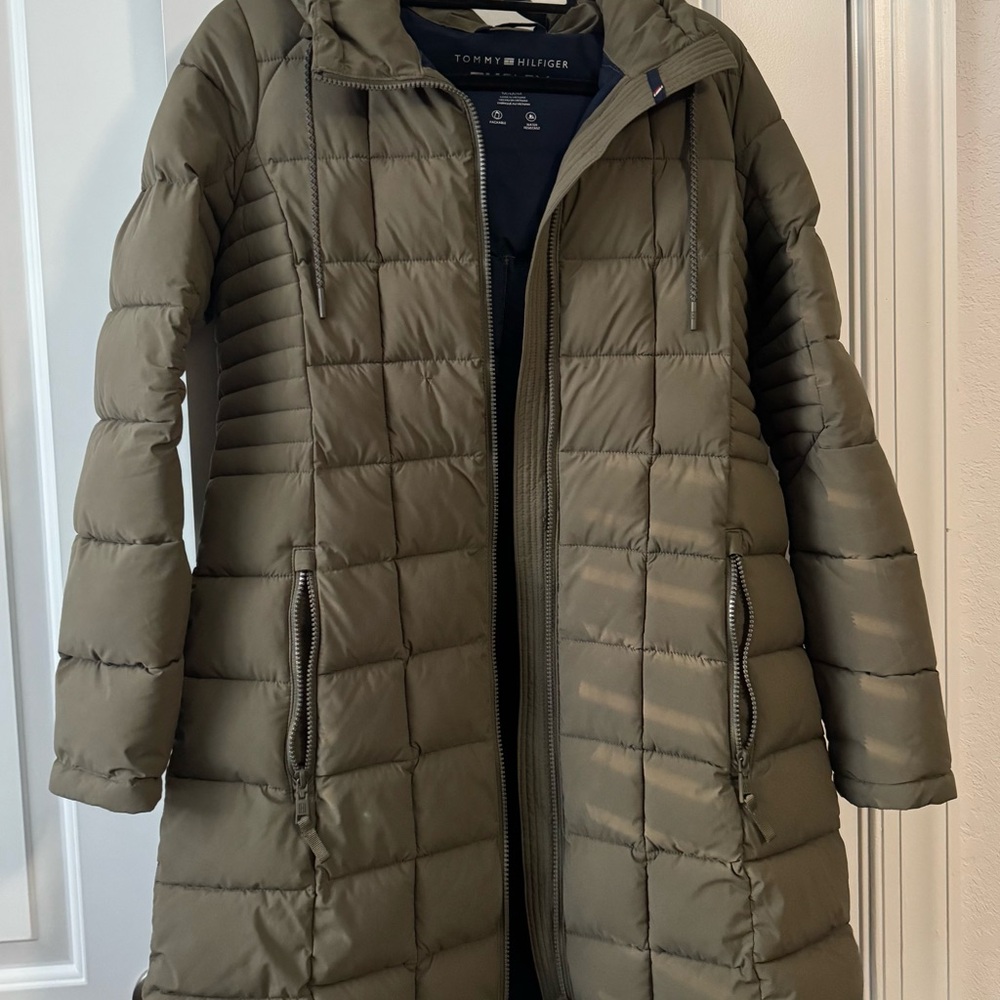 Tommy Hilfiger Women's Olive Puffer Jacket